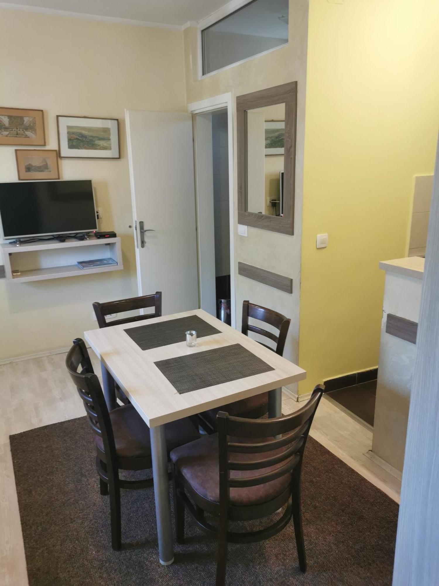 ベオグラードAgape Downtownアパートメント 部屋 写真